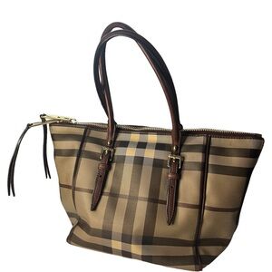 Burberry Shoulder Bag EUC